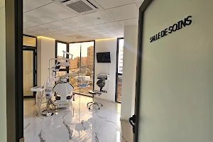 Centre dentaire Ocre (DR FAHD IDRISSI AATOUF)Esthétique dentaire image