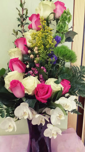 Florist «Garden Grove Florist», reviews and photos, 9710 Garden Grove Blvd # C, Garden Grove, CA 92844, USA