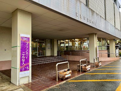 蒲郡市立図書館
