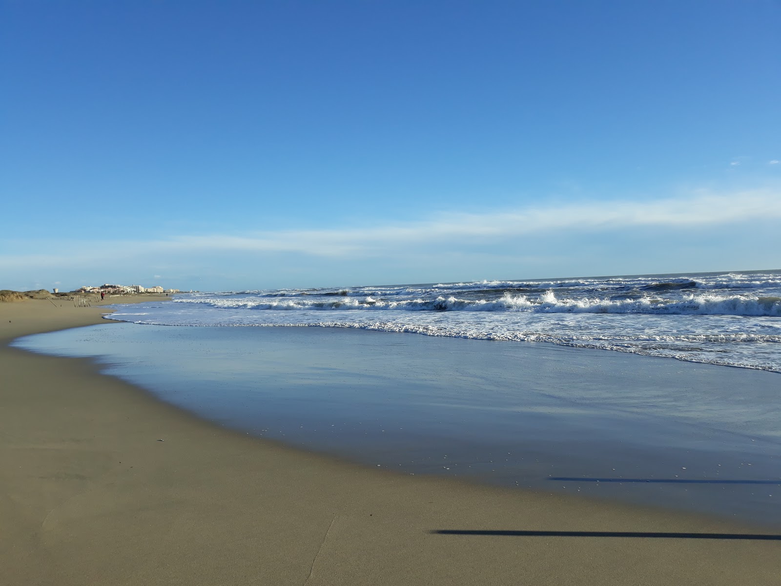 Kite Surf beach的照片 带有长直海岸