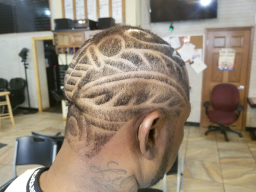 Barber Shop «Head 2 Toe Barbershop», reviews and photos, 423 5th St NW B, Cedar Rapids, IA 52405, USA