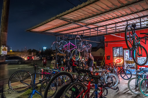 Bicycle Store «Bottom Bracket Bicycle Shop», reviews and photos, 1802 S Flores St, San Antonio, TX 78204, USA