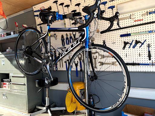 Bicycle Repair Shop «Thrill Bikes», reviews and photos, 4206 W Electra Ln, Glendale, AZ 85310, USA