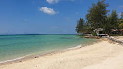 Photo de SriThanu Beach avec un rivage spacieux