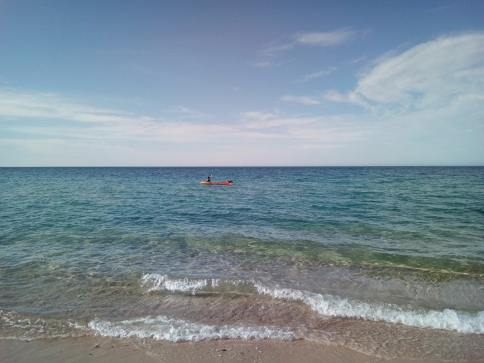 Foto av Playa el Rosario med turkos rent vatten yta
