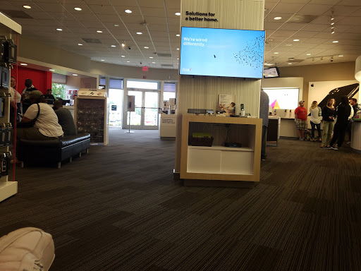 Cell Phone Store «Verizon», reviews and photos, 4650 Jonestown Rd, Harrisburg, PA 17109, USA