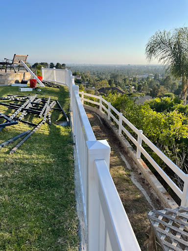 Calvet Fence image