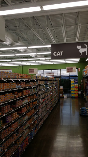 Pet Supply Store «Pet Supplies Plus», reviews and photos, 1676 E Summit St, Crown Point, IN 46307, USA