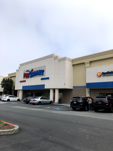 PetSmart, 315 Gellert Blvd, Daly City, CA 94015, USA, 