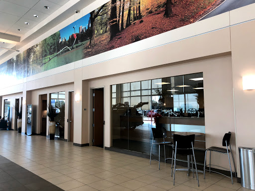Toyota Dealer «Luther Brookdale Toyota», reviews and photos, 6700 Brooklyn Blvd, Brooklyn Center, MN 55429, USA