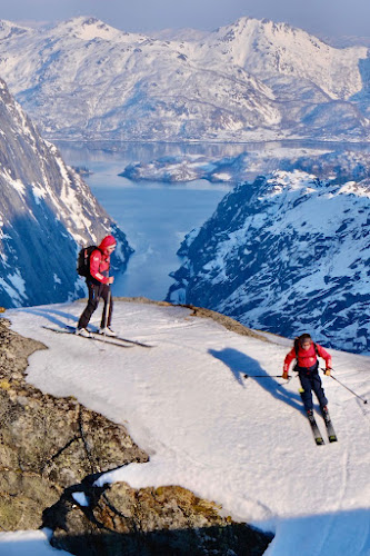 PowderWeGo Ski Travels & Off-piste Ski School à Val-d'Isère