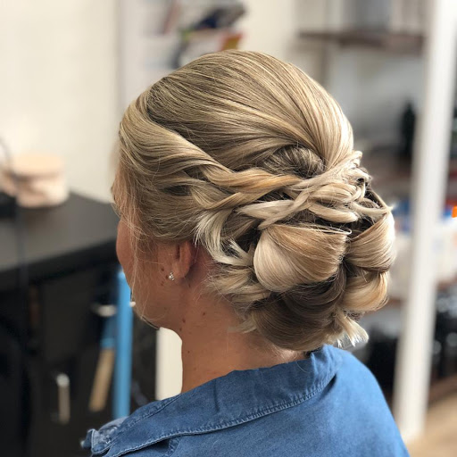 Hair Salon «Bangs», reviews and photos, 4960 Transit Rd, Depew, NY 14043, USA