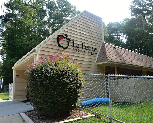 Day Care Center «La Petite Academy of Cary, NC», reviews and photos, 955 W Chatham St, Cary, NC 27511, USA