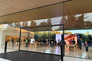 Apple Apple Park Visitor Center image