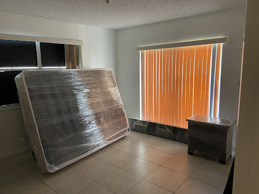 Moving and Storage Service «Pure Moving Company», reviews and photos, 1601 N Gower St #205, Los Angeles, CA 90028, USA