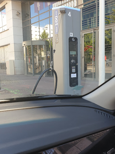 Borne de recharge de véhicules électriques Métropolis Charging Station Montrouge