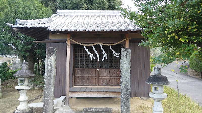 新田神社