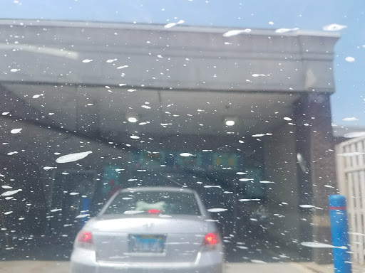 Car Wash «Delta Sonic Car Wash», reviews and photos, 1780 N Aurora Rd, Naperville, IL 60563, USA