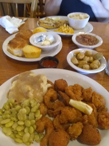 American Restaurant «Cracker Barrel Old Country Store», reviews and photos, 9380 19th Ln, Vero Beach, FL 32966, USA