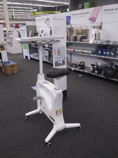 Office Supply Store «Staples», reviews and photos, 4610 N Clark St, Chicago, IL 60640, USA