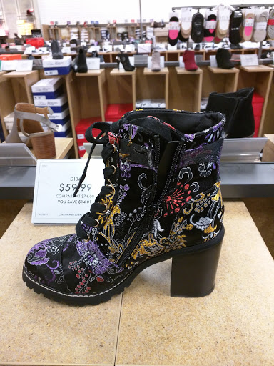 Shoe Store «DSW Designer Shoe Warehouse», reviews and photos, 345 Rockaway Turnpike, Lawrence, NY 11559, USA