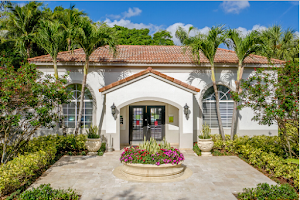 Woodsdale Oaks Apartments in Lauderdale Lakes image