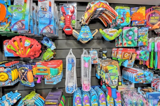 Toy Store «Boomerang Toy Store», reviews and photos, 1 N Forest Beach Dr # B1-4, Hilton Head Island, SC 29928, USA