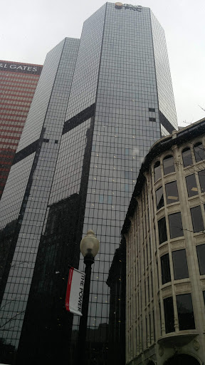 Shopping Mall «Fifth Avenue Place», reviews and photos, 201 Fifth Ave, Pittsburgh, PA 15222, USA