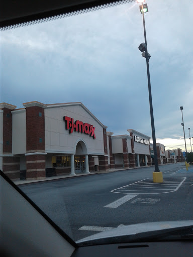 Department Store «T.J. Maxx», reviews and photos, 114 Golden Isles Plaza, Brunswick, GA 31525, USA