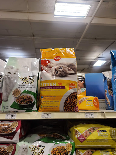 Pet Supply Store «PetSmart», reviews and photos, 2100 McHenry Ave, Modesto, CA 95350, USA