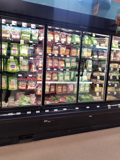 Supermarket «Giant Eagle Supermarket», reviews and photos, 3841 S Hamilton Rd, Groveport, OH 43125, USA