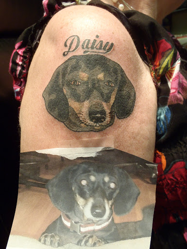 Tattoo Shop «Star Tattoo», reviews and photos, 14110 SE McLoughlin Blvd, Milwaukie, OR 97267, USA