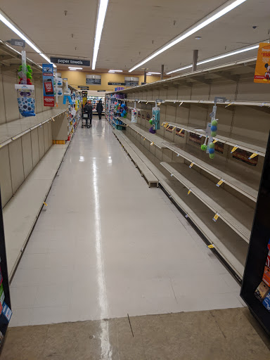 Shopping Mall «Pelton Shopping Center», reviews and photos, 110 Pelton Center Way, San Leandro, CA 94577, USA