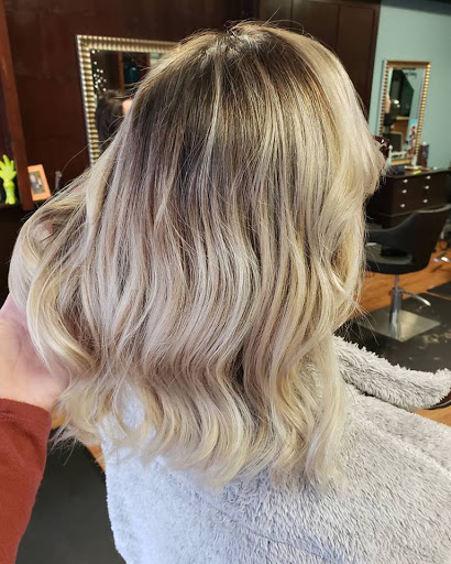 Beauty Salon «Cut To the Chase Salon», reviews and photos, 37 Central Square, Chelmsford, MA 01824, USA