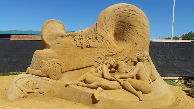 Kommentarer og anmeldelser af Hundested Sandskulptur Festival