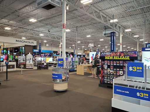 Electronics Store «Best Buy», reviews and photos, 19555 W Bluemound Rd, Brookfield, WI 53045, USA