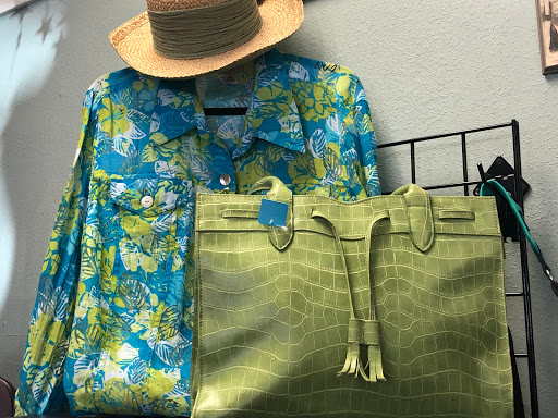 Thrift Store «Assistance League of Greater Placer - Thrift Shop», reviews and photos, 1263 Grass Valley Hwy, Auburn, CA 95603, USA