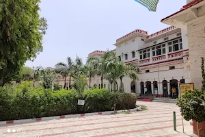 GOVERNMENT MEDICAL COLLEGE & HOSPITAL image