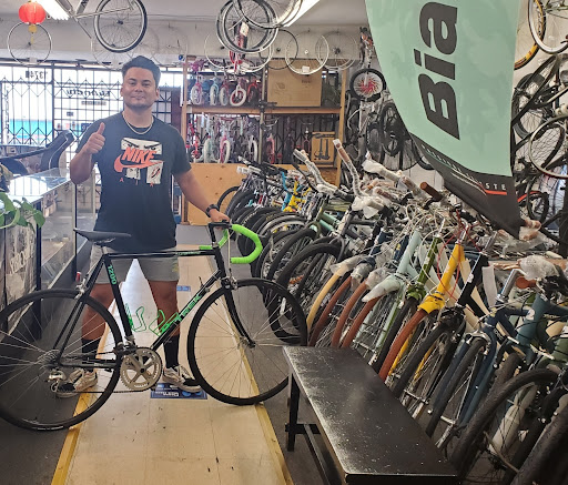 Bicycle Store «YG Bicycles», reviews and photos, 13747 Foothill Blvd, Sylmar, CA 91342, USA