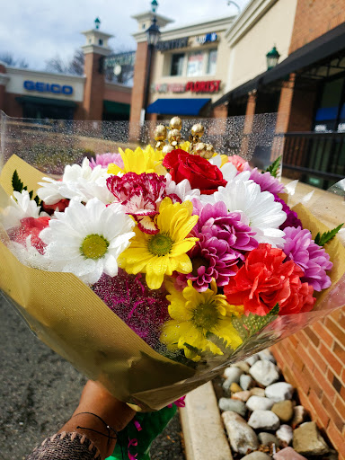 Florist «Foxchase Florist», reviews and photos, 4613 Duke St, Alexandria, VA 22304, USA