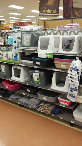 Pet Supply Store «Petco Animal Supplies», reviews and photos, 7434 Little River Turnpike, Annandale, VA 22003, USA