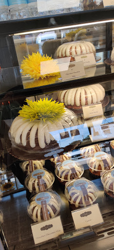 Grocery Store «Whole Foods Market», reviews and photos, 801 E Lamar Blvd, Arlington, TX 76011, USA