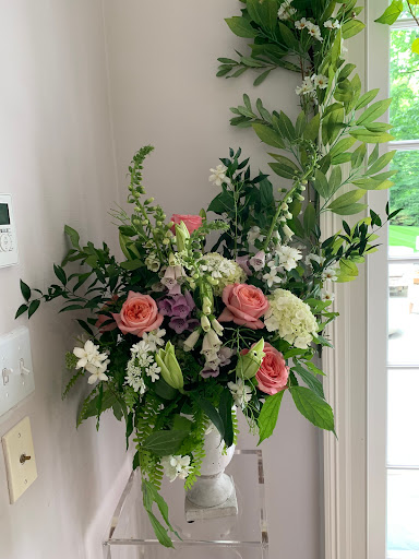 Florist «Earth Garden», reviews and photos, 89 Elm St, New Canaan, CT 06840, USA