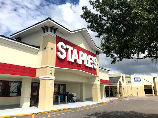 Office Supply Store «Staples», reviews and photos, 4313 Florida National Dr, Lakeland, FL 33813, USA