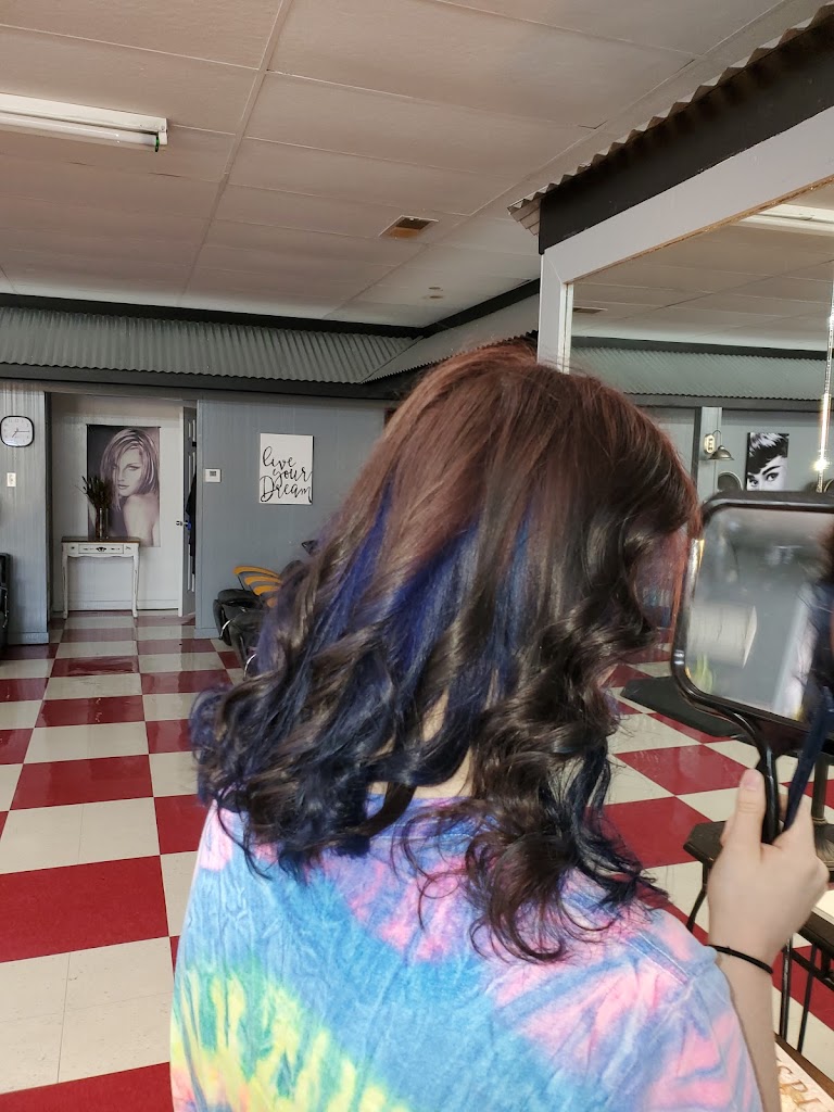 Tangles Hair Salon 42653