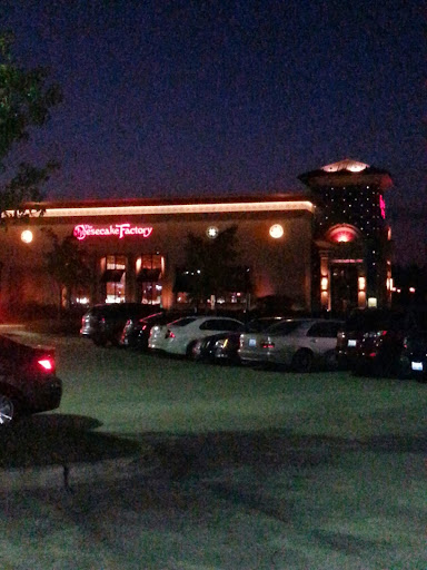 Shopping Mall «Lincolnshire Commons», reviews and photos, 900 Milwaukee Ave, Lincolnshire, IL 60069, USA