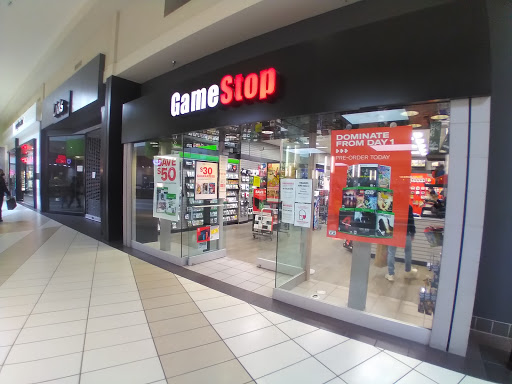 GameStop, 26 Valley River Center #797, Eugene, OR 97401, USA, 