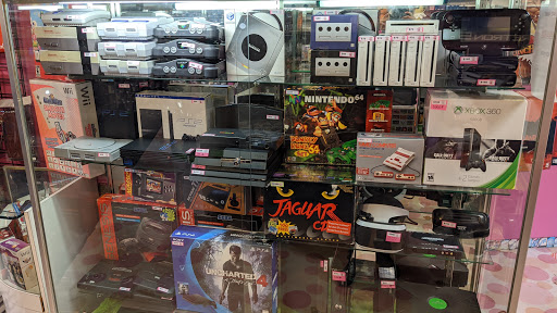 Video Game Store «Pink Gorilla University District», reviews and photos, 4341 University Way NE, Seattle, WA 98105, USA