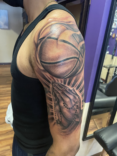 Tattoo Shop «Skinhibitions», reviews and photos, 2790 Metro Plaza, Woodbridge, VA 22192, USA