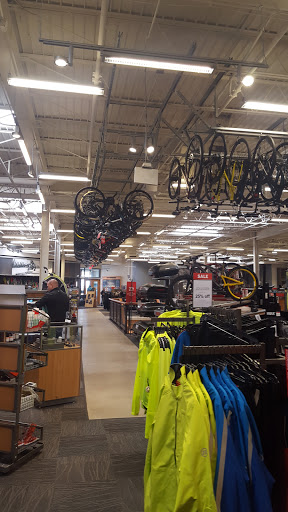 Camping Store «REI», reviews and photos, 8209 Watson St, McLean, VA 22102, USA